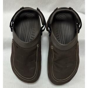 Crocs Mens 11M Yukon Vista II Mesa Bogota Espresso Brown Suede Clog Sandals